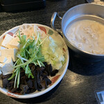 Shabutei Fufufu - 野菜と鳥豚骨スープ