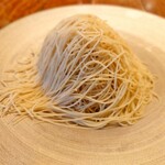 HAGI - 栗のモンブランとジャージー牛乳のアイス