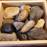 HAGI - ゆで落花生の薪炙り