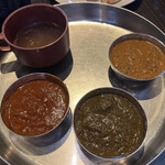 ア・ダニー - カレー３種とスープ