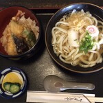 Sanuki Udon Sanshuu - 金曜日の定食の一つ、小天丼定食(1100円)