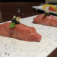黒毛和牛焼肉 虎斑 北新地店 - 