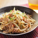 ◆Spicy stir-fried pork and bean sprouts
