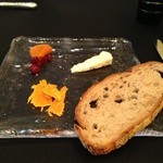 ガストロノミー ジョエル・ロブション - 2013年5月ドライフルーツも美味しい♪アプリコットとラズベリー