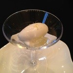 ガストロノミー ジョエル・ロブション - 2013年5月お口直しのアイス