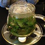 ガストロノミー ジョエル・ロブション - 2013年5月フレッシュハーブティー♫（+α）