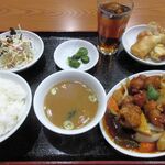 台湾料理 福龍 - 料理写真:酢豚定食(1000円)