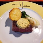 あざみ野うかい亭 - ランプステーキ　　バターは20種類弱のスパイス等で作られているそうです。