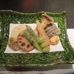 なだ万 - 野菜天麩羅盛り合わせ