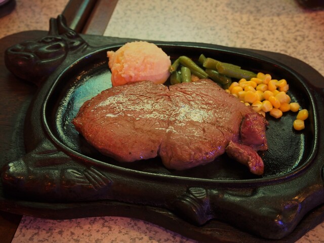 肉肉88 口コミ一覧 : ステーキハウス 88 国際通り店 （ハチジュウハチ