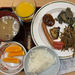 スマイルホテル - 料理写真:朝食。他にも色々ありました。