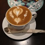 Urth Caffé - カフェラテ Mサイズ（550円）