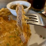 Bavarium - ものすごくデカいがこれだけ薄く伸ばされているからどうにか食べ上げることが出来た。