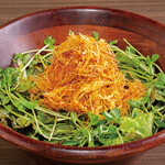 Crispy root vegetable salad