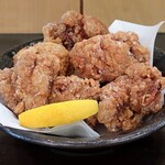 鳥焼肉 四万十家 二郎 - 若鶏もも唐揚げ