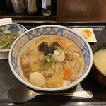 Yado kari - 中華丼　500