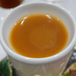 トゥ・ラ・ジョア イズム - 