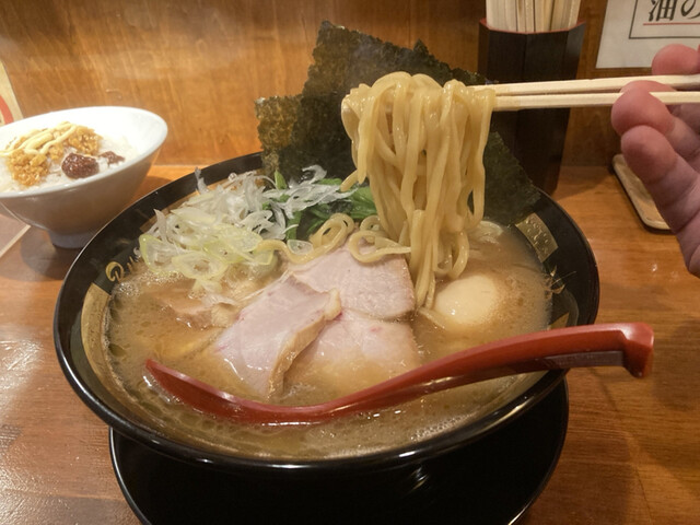 麺家 龍 トッピング1品永久無料シール