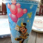 ケープコッド・クックオフ - （2013/4月）ドリンク紙コップはランド30周年柄で可愛かった