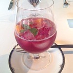 ア・タ・ゴール - ノンアルコールのサングリア。ライチも入ってオリエンタル～