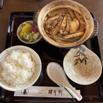 Gombee - 味噌煮込みうどん定食（990円）