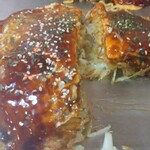 Hiroshima Honten - 広島焼き断面