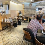 Cafe & Books Bibliotheque - 