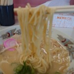 パイタン亭 - ストレート麺短め
