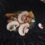 IL TEATRINO DA SALONE - パッパルデッラ　舟形マッシュルーム　金目鯛（2022.9）