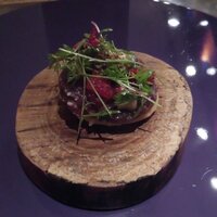 IL TEATRINO DA SALONE - 馬肉 タルターラ　ラズベリー（2022.9）