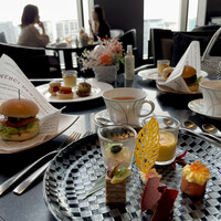DINING & BAR TABLE 9 TOKYO - 