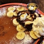 PAUS - チョコバナナのパンケーキ
                                