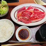 Yakiniku Horumon Sansuien - 