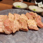 焼肉ホルモン 新井屋 にかい - 