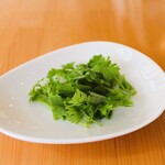 MIKIYA GYOZA STAND - パクチートッピング150円