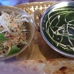 ポカラ - 「レディースセット」（1,680円）のチキンサグ（鶏肉とほうれん草のカレー）とミニサラダ