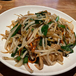 マルヤス酒場 - ニラホルモン。