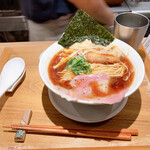 おダシと銀しゃり 中華そば二兎 - 