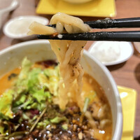 蔭山樓 表参道店 - 影山自慢のTANTAN麺 ヘーゼルナッツ風味 1,430円