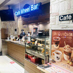 Cafe Wheel Bar by PRONTO IL BAR - 店舗の感じ。