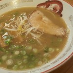 やまと - ラーメン（豚骨醤油？）