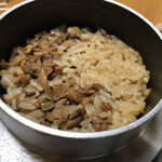 日の出 - お食事　時雨釜飯