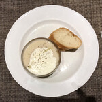 キャトルラパン - 淡路の玉ねぎのスープ コンソメのジュレ