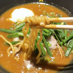 麺酒房 実之和 - カレー麺の麺