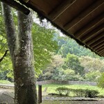 朔 - 苔むした屋根