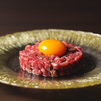 和牛炙りユッケ