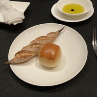 ラ ターブル ドゥ ジョエル・ロブション - パン。