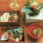 旬菜 うえき - 春の懐石料理