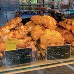 ベーカリー&レストラン沢村 - 