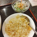 金福源 - ランチ　セットの小チャーハン、サラダ、杏仁豆腐